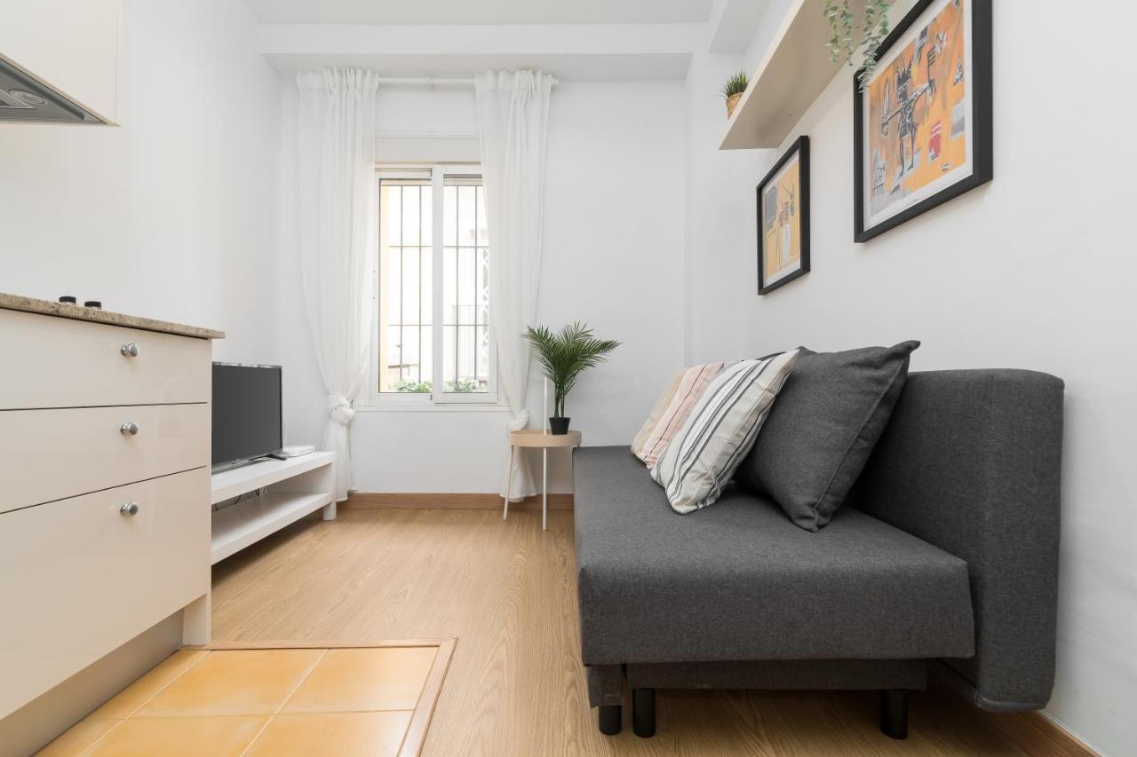 Precioso Apartamento Con Habitacion Separada En Centro Historico De Málaga Kültér fotó